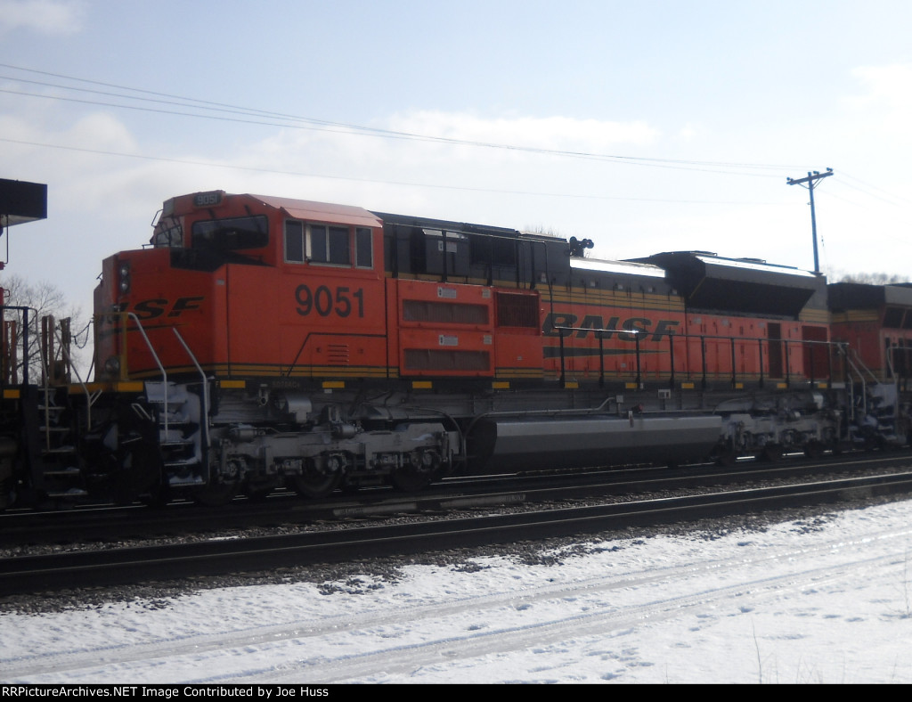 BNSF 9051